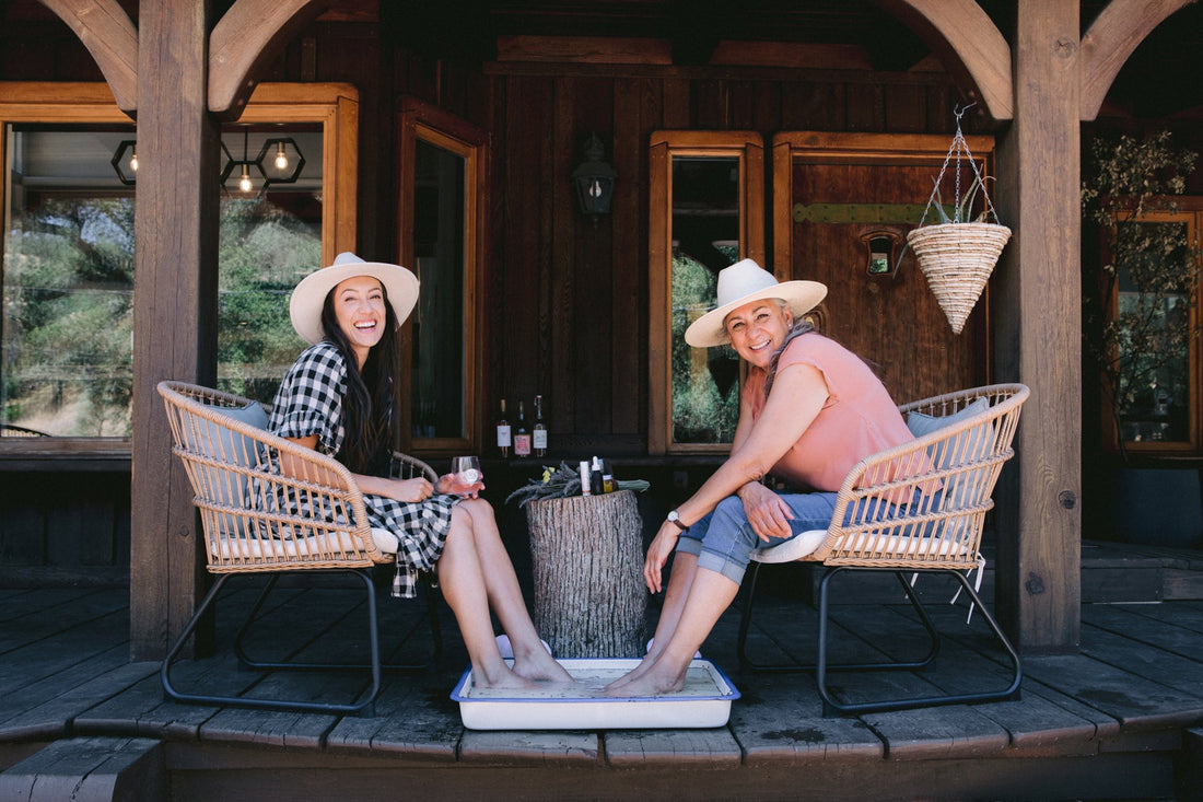 How to Make a CBD Foot Soak - Life Elements