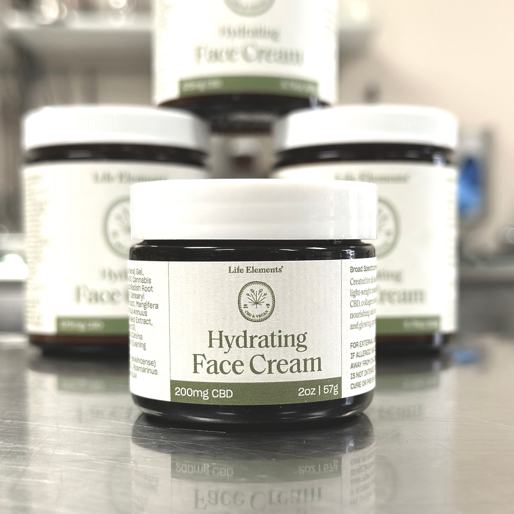 Hydrating Face Cream with Collagen Boosting Lupin and Dragon's Blood